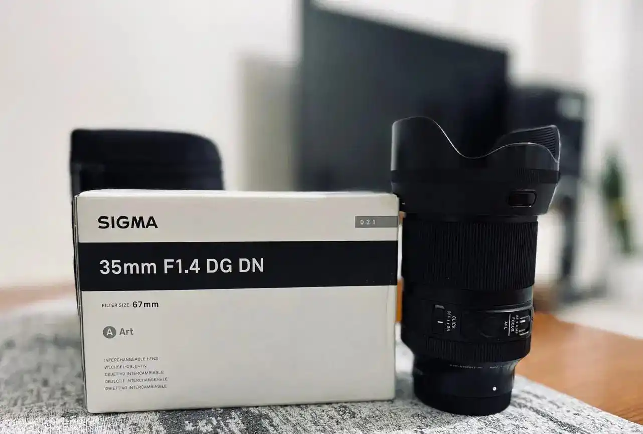 لنز سیگما سونی Sigma 35mm DCDN دست دو