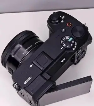 دوربین حرفه‌ای سونی| Sony a6700+16-50mm دست دوم