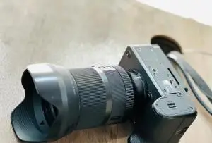 Sony FX30 - Sigma 18-50 f2.8 همراه با اقلام دیگر دست دوم