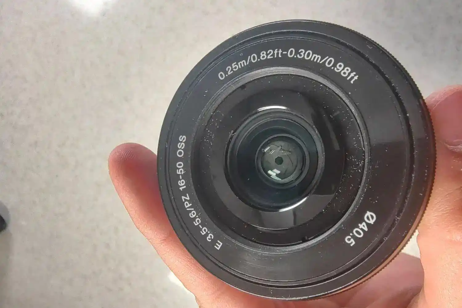 لنز کیت سونی Sony e 16-50 دست دو