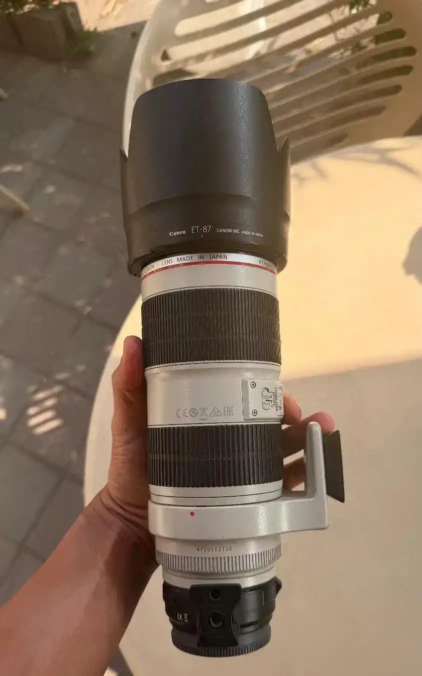 لنز ۲۰۰ / ۷۰ تایپ ۲ کانن و  مانت سونی به صورت جدا دست دو