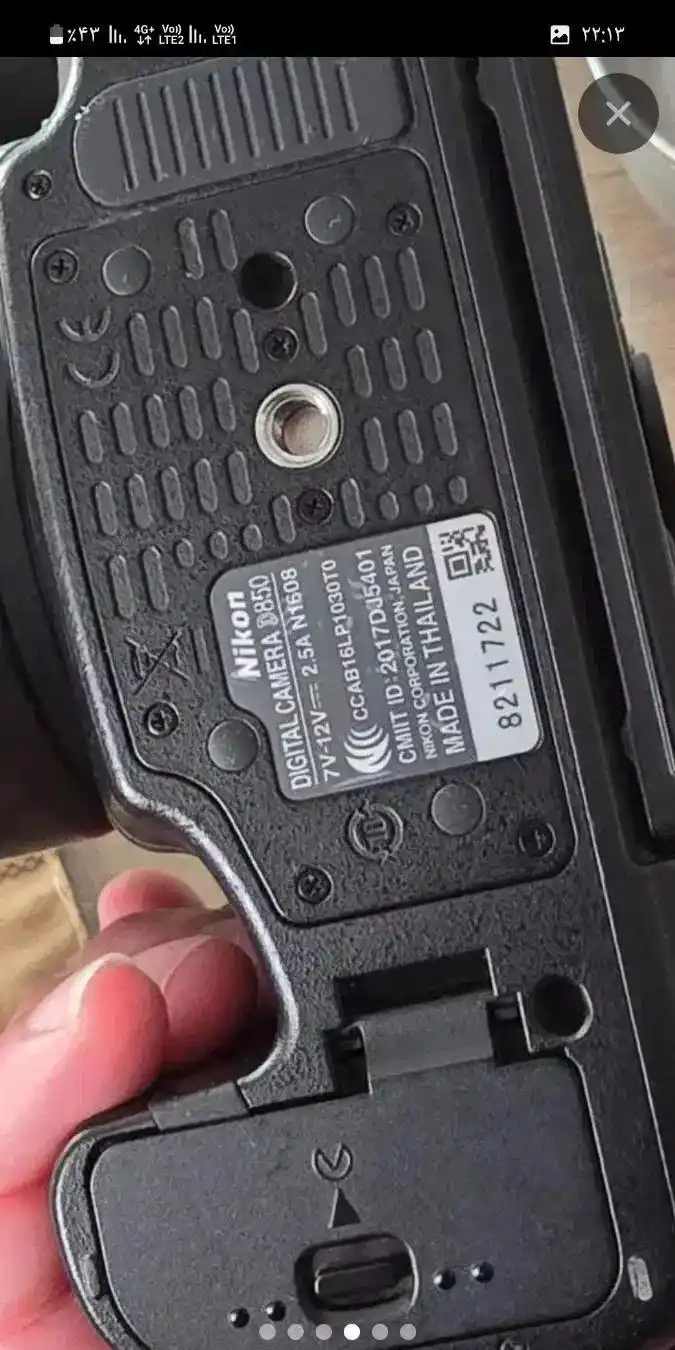 دوربین نیکون D850 دست دو