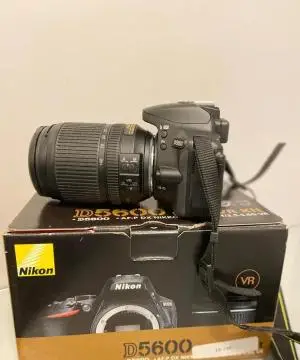 دوربین نیکون Nikon D5600+18-55mm دست دوم