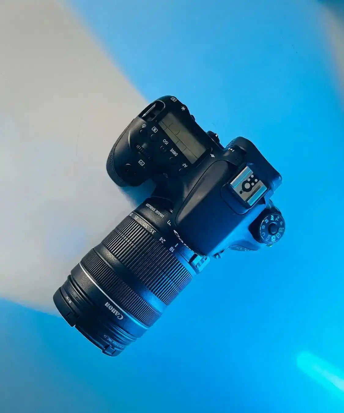 دوربین کنون 70 دی (Canon 70D) با لنز 18-135 + 50mm دست دو