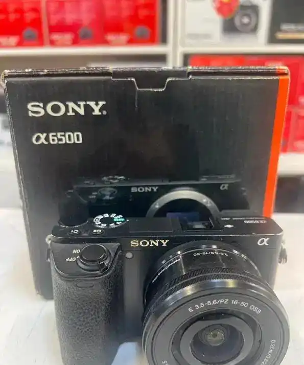 دوربین سونی a6500 lens 16.50 دست دو