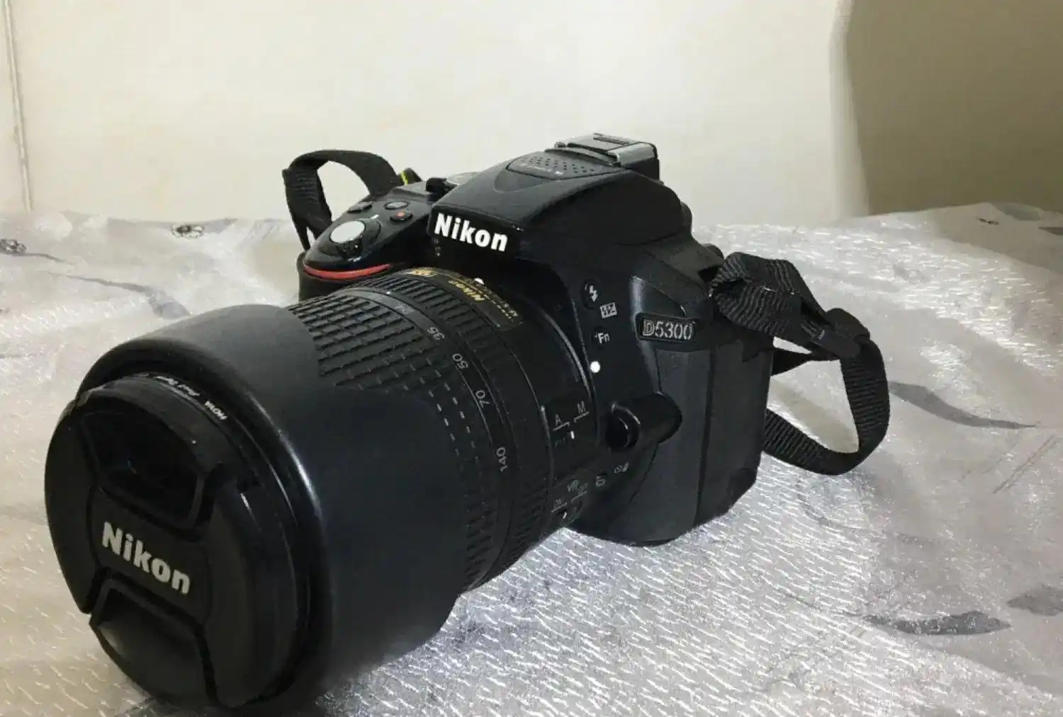 نیکون d5300 + دو لنز دست دو