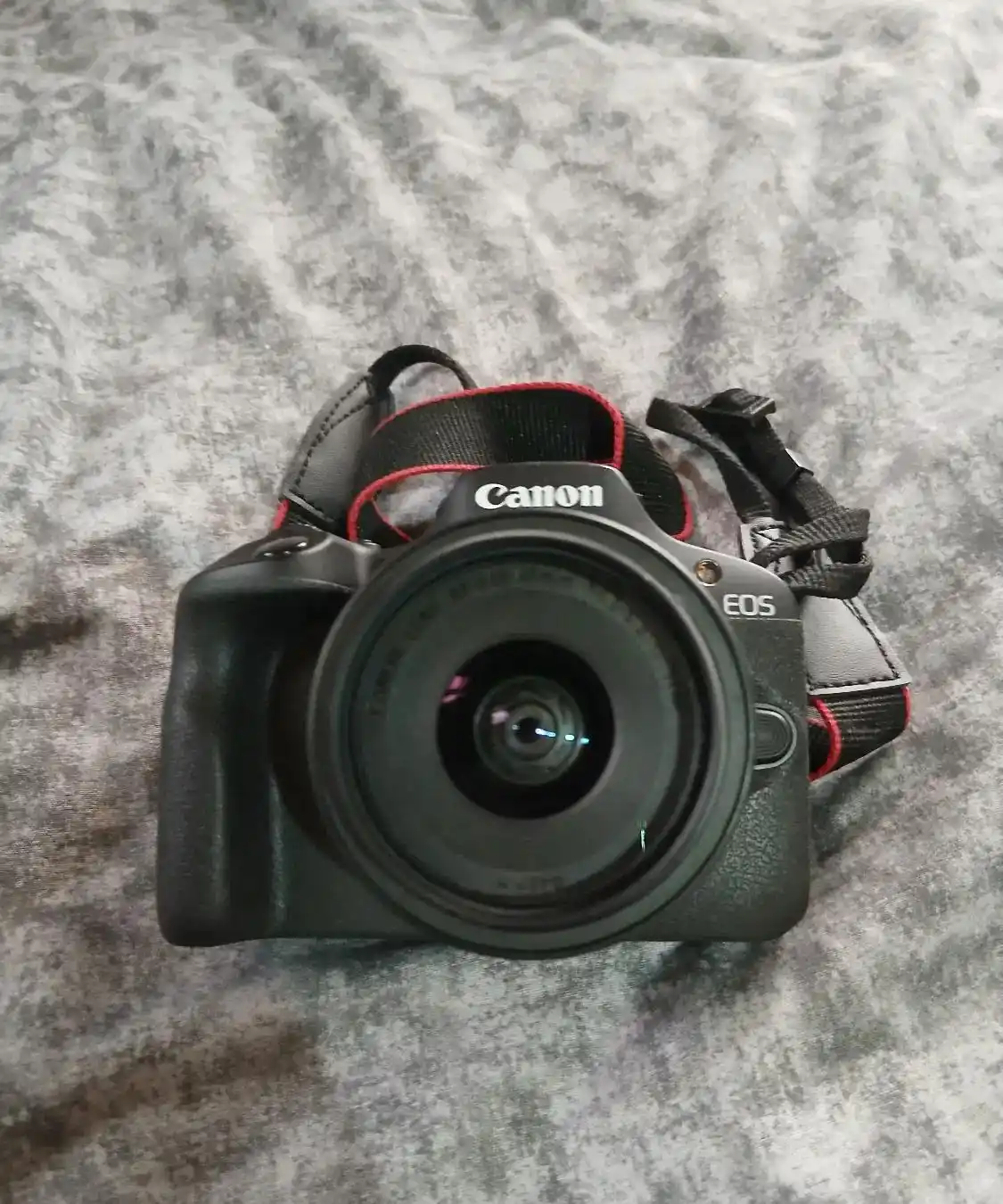 دوربین عکاسی Canon eos r100 دست دو
