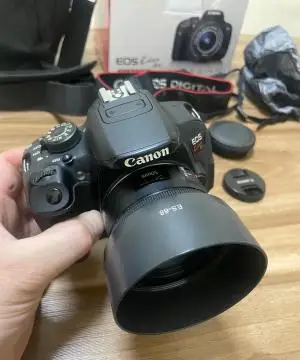 دوربین کانن 700d +18-55 دست دوم