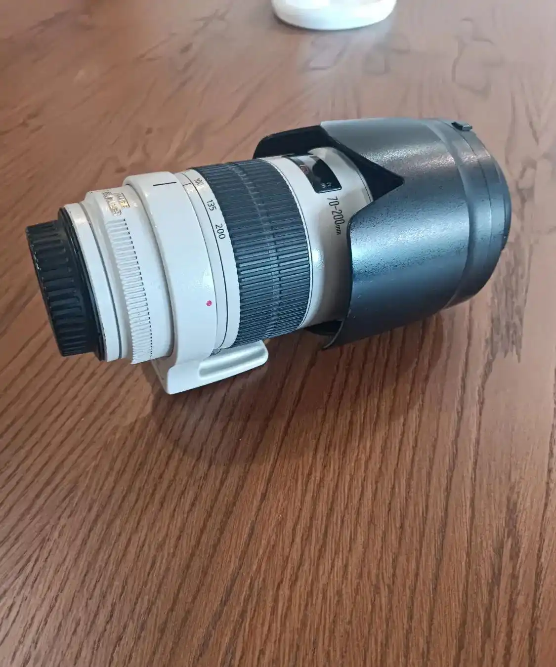 لنز کانن 70-200 TypeII F2.8 دست دو