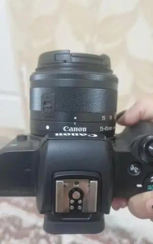 کنون m50 ii و 10-22 و 50 f1.4 دست دوم