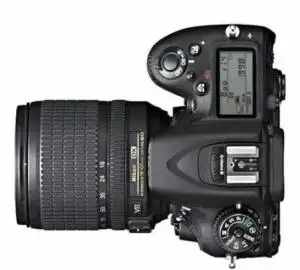 دوربین حرفه ای Nikon D7000 دست دوم