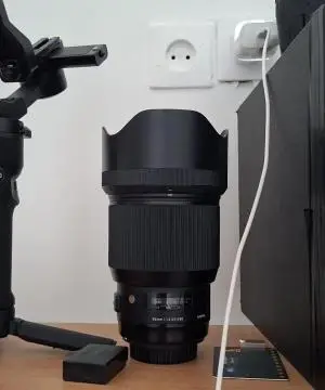 لنز سیگما در حد آک Sigma 85mm F1.4 دست دوم