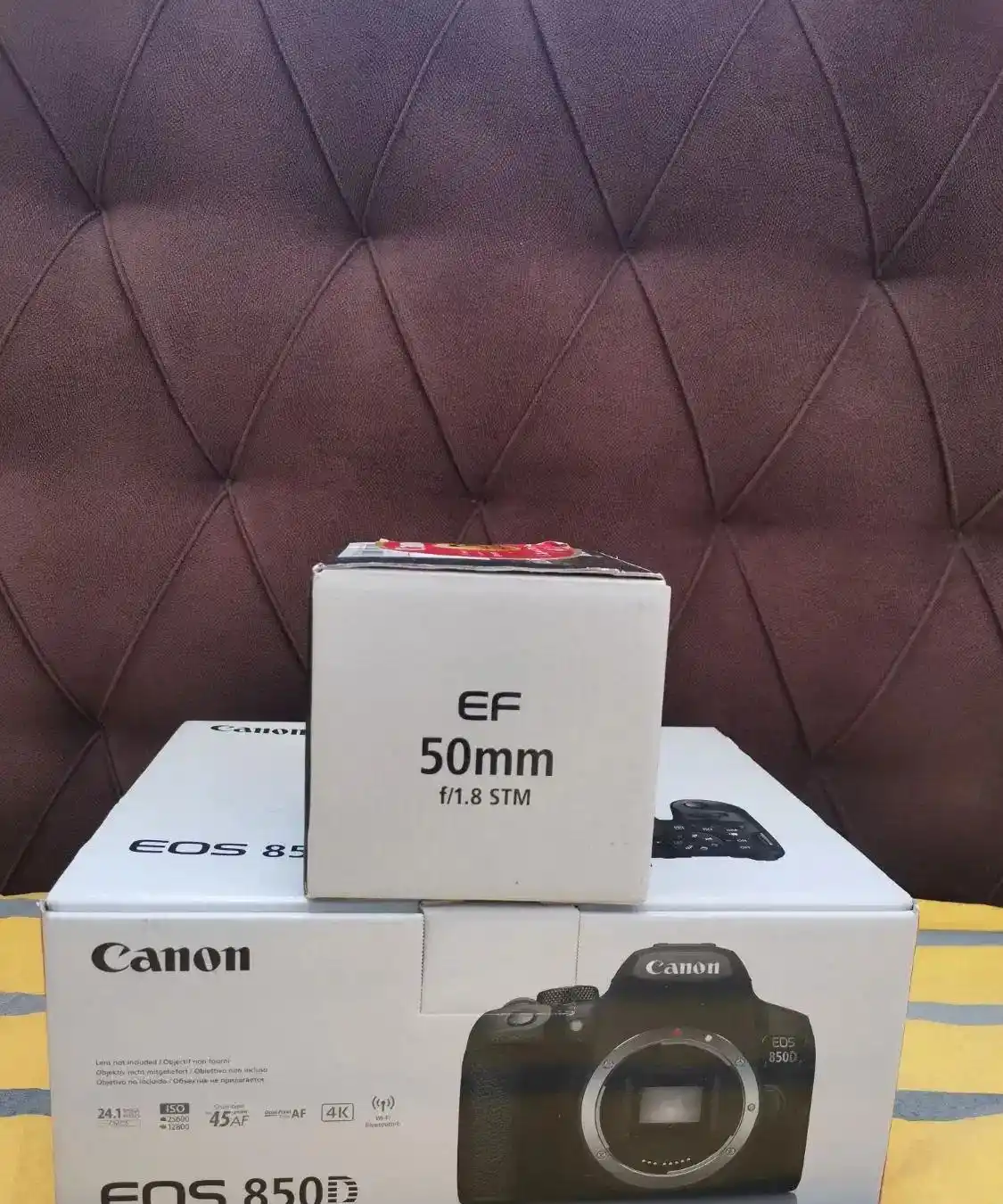 دوربین 850d دست دو