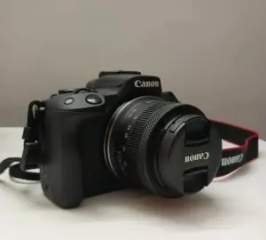 دوربین بدون آینه کانن دست دوم Canon EOS R50 Kit RF-S 18-45mm f/4.5-6.3 IS STM(500 شات) دست دوم