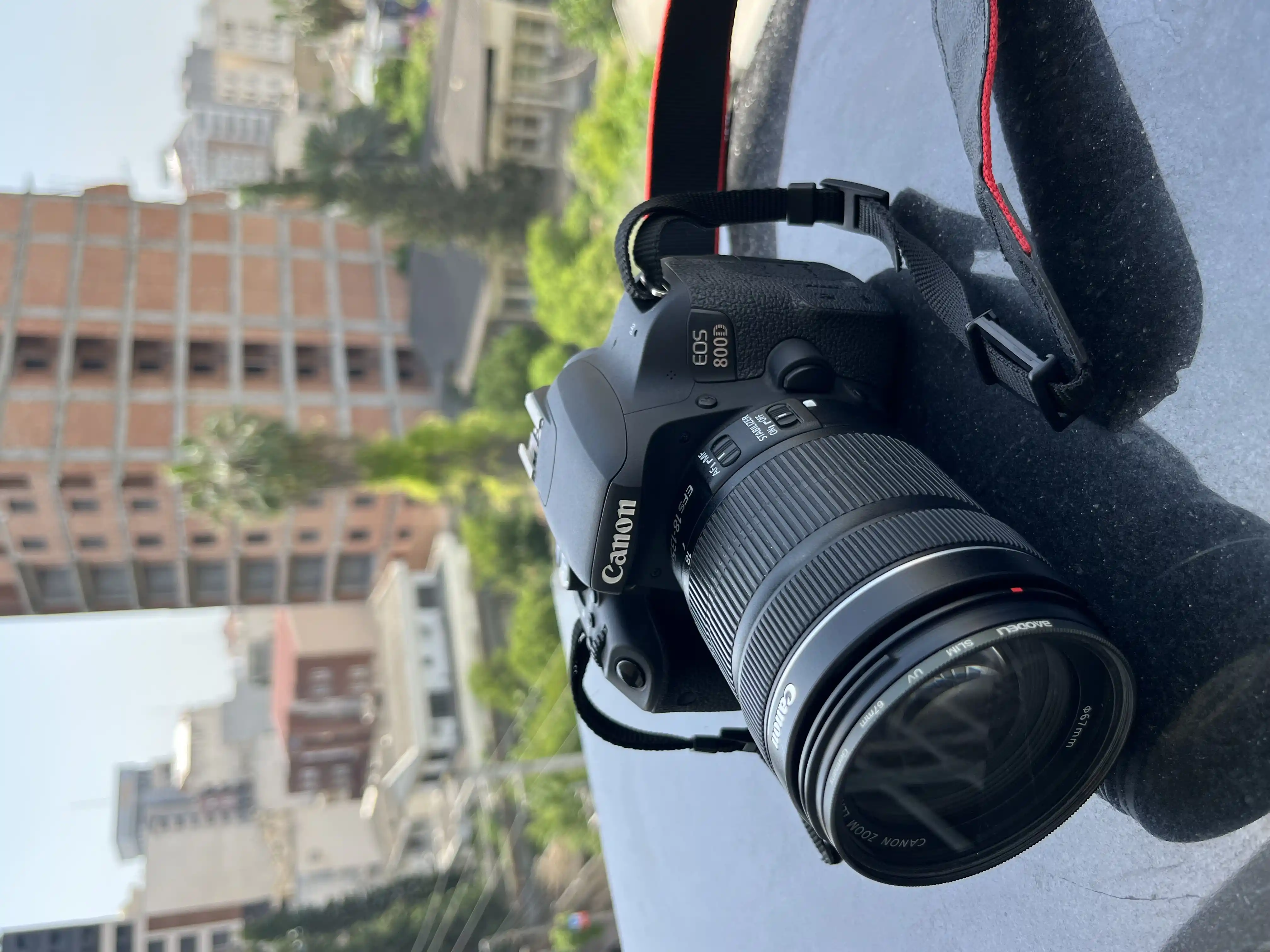 canon 800D/18-135 دوربين دست دو