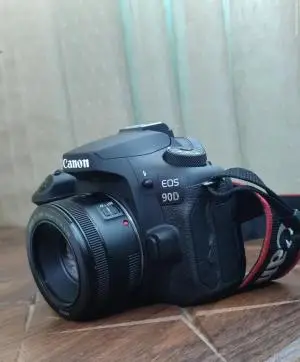 فروش دوربین eos 90d دست دوم