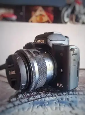 دوربین عکاسی و فیلمبرداری M50 mark II دست دوم