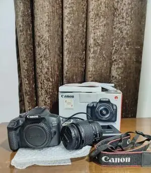 دوربین عکاسی کانن دست دوم Canon EOS 2000D kit EF-S 18-55mm f/3.5-5.6 IS stm(300 شات) دست دوم