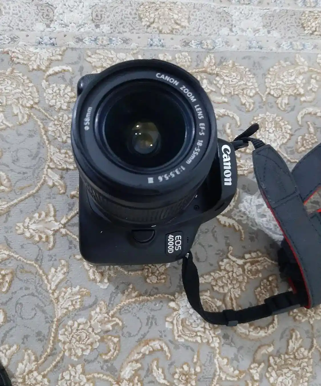 دوربین کنون 4000D دست دو