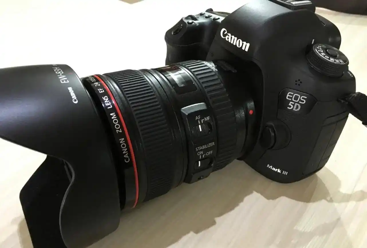 دوربینcanon کنون 5D mark3 با لنز105-24 دست دو