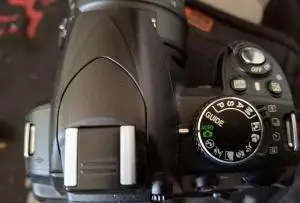 دوربین حرفه ای نیکون D3100 دست دوم
