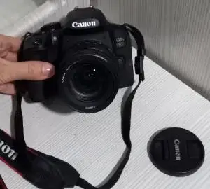 دوربین عکاسی کانن دست دوم Canon EOS 850D kit EF-S 18-135mm f/3.5-5.6 IS USM(500 شات) دست دوم