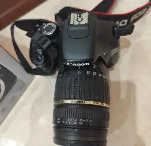 Canon 550D + Lens 18-135 IS دست دوم