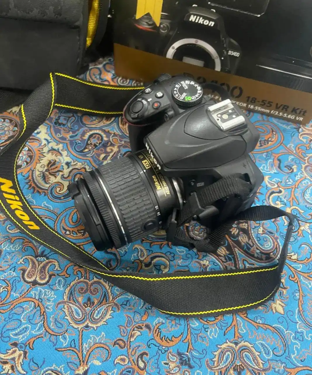 دوربین Nikon D3400 دست دو