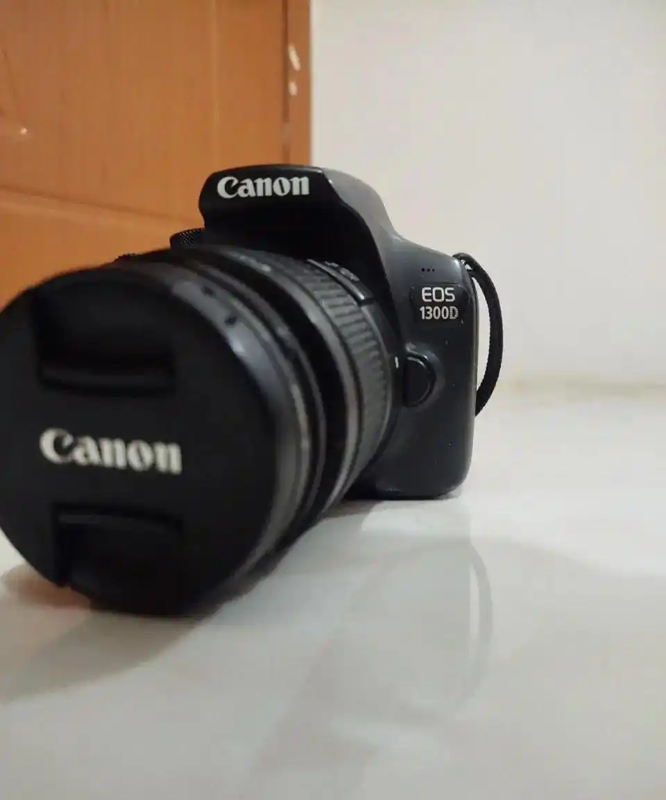 دوربین Canon EOS 1300D + لنز 18-55 IS II دست دو