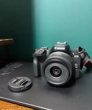 دوربین بدون آینه کانن Canon EOS R100 دست دوم