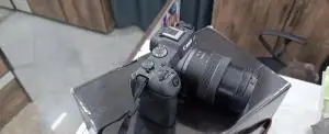 دوربین canon R8 به همراه دو عدد لنز و مانت تبدیل دست دوم