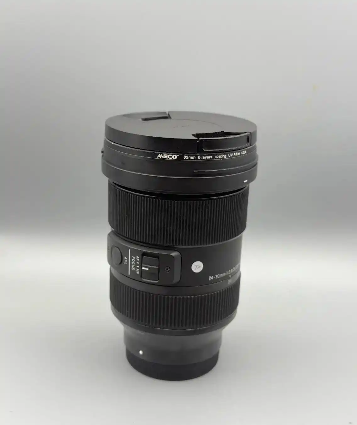 لنز سیگما 70-24 F2.8 دست دو