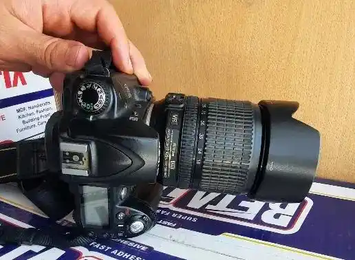دوربین عکاسی نیکون D90 با لنز ۱۸-۱۰۵ دست دو