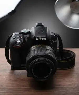 دوربین  حرفه ای نیکون | Nikon D5300+18-55mm  دست دوم