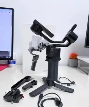 گیمبال حرفه‌ای دی جی ای | Dji Rs3 mini Gimbal دست دوم