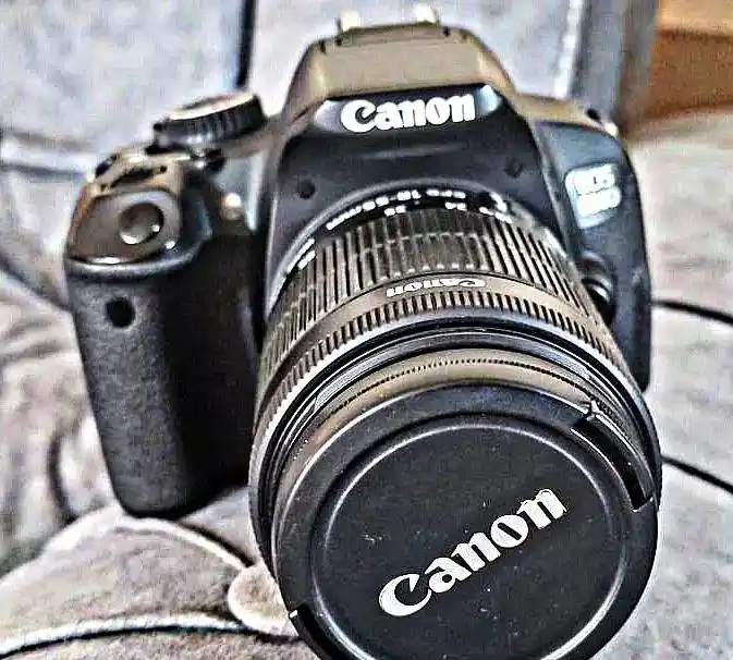 دوربین Canon 650d دست دو
