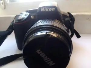 دوربین نیکون d5300 با لنز 18-140 دست دوم