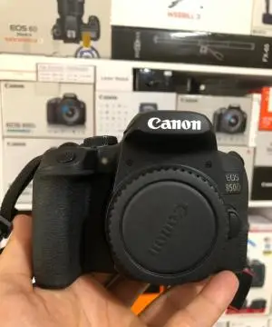 دوربین کانن 850d با لنز 70.200 f2.8 type 2 Is stm دست دوم