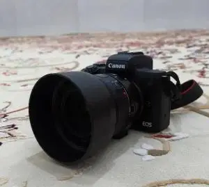 دوربین m50 در حد نو دست دوم