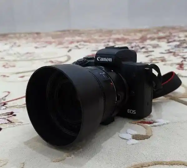 دوربین کنون m 50 با لنز 50mm دست دو