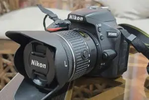 دوربین NIKON D5600 همراه با لنز دست دوم