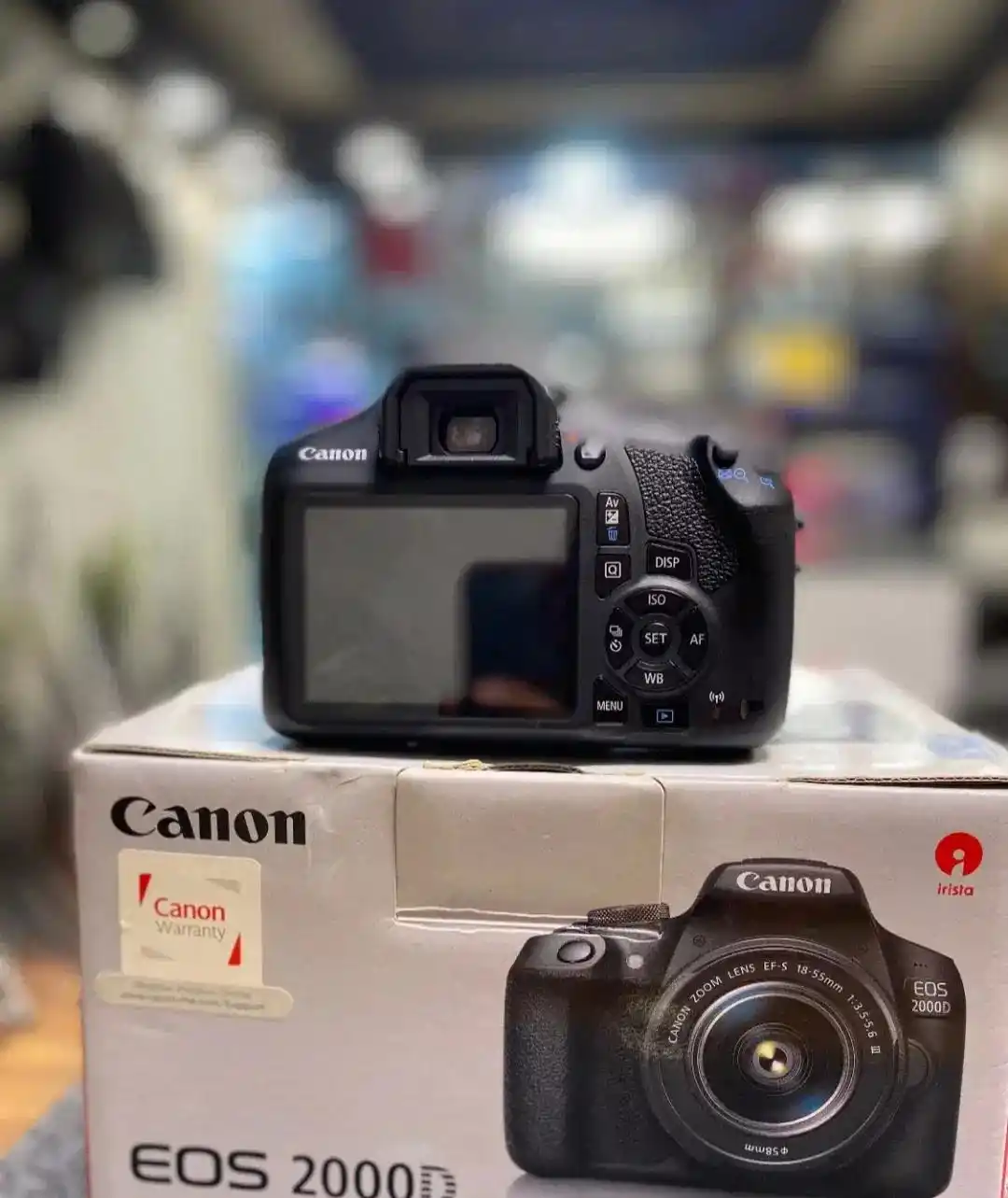 Canon 2000D دست دو