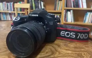 Canon EOS 70D+Canon EF-S18-135mm IS STM دست دوم