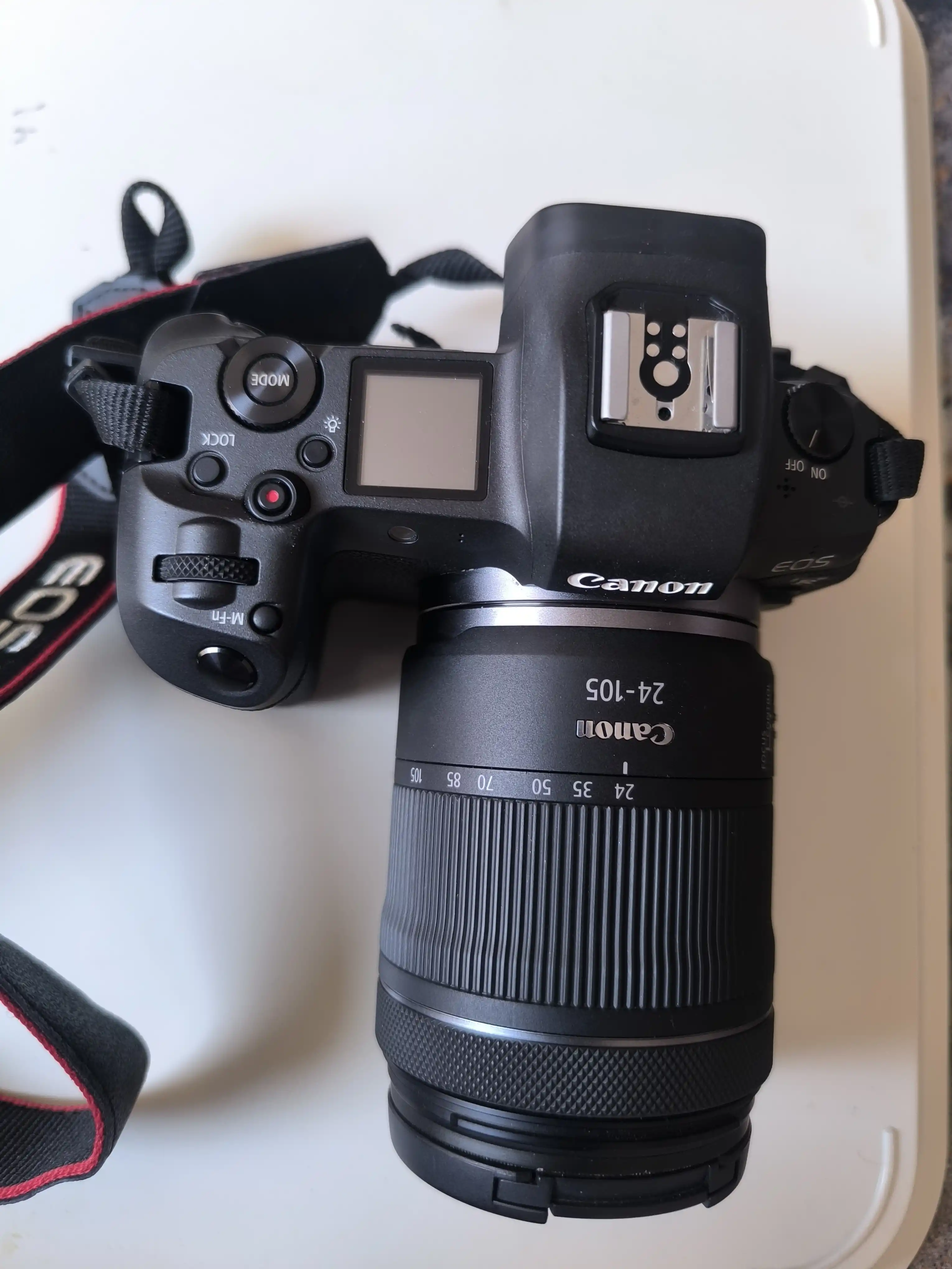 Canon EOS R 24 105 دست دو